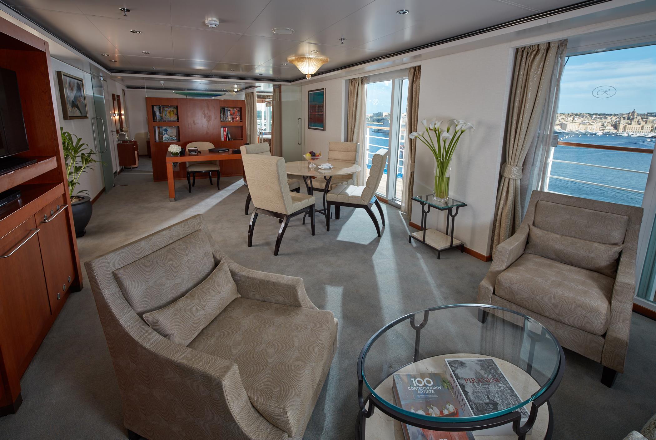 Grand Suite con terraza a bordo del Seven Seas Voyager (Regent Seven Seas Cruises) REGENT SEVEN SEAS CRUISES SEVEN SEAS VOYAGER REGENT CRUISES LUXURY CRUISES REGEN SEVEN SEAS CRUCEROS DE LUJO REGENT SEVEN SEAS VOYAGER CRUCEROS RSSC REGENT CRUISES #crucerosdelujo #luxurycruises #crucerosexclusivos #regentsevenseas #regentcruises #rssc #crucerosregent #sevenseasvoyager #regentvoyager #luxurycruises #crucerosdeluxe #crucerosdelujo #cruceroslujo #GrandSuite